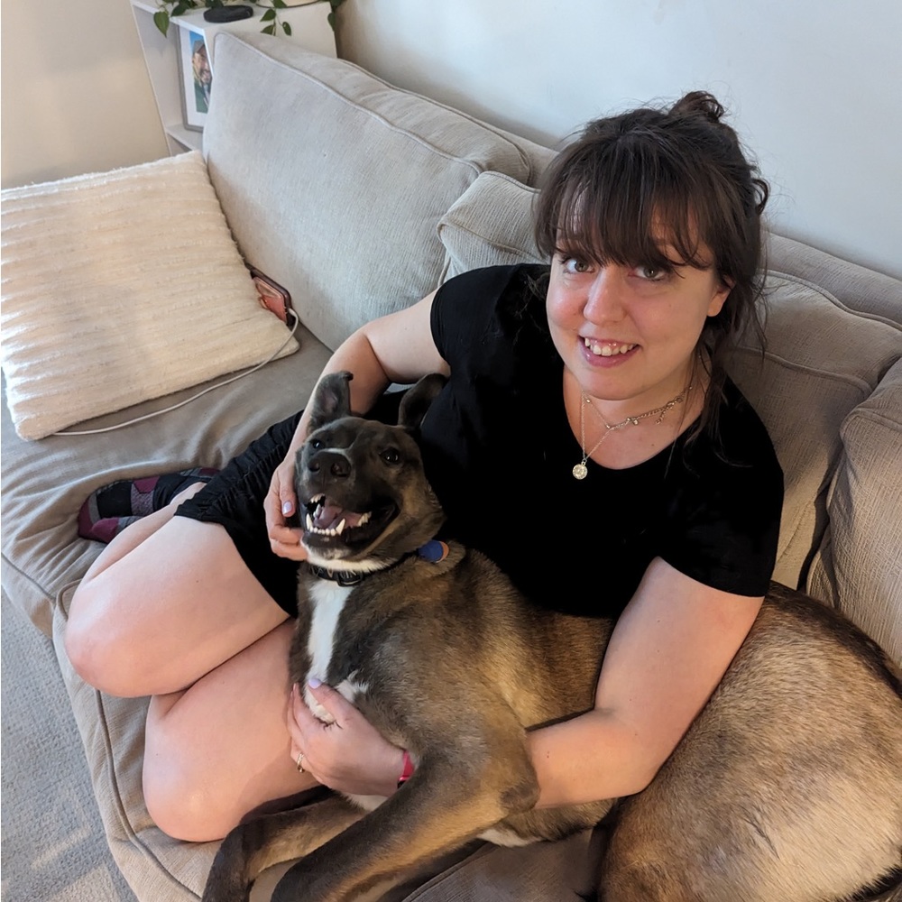 Meet your Posher, Emily